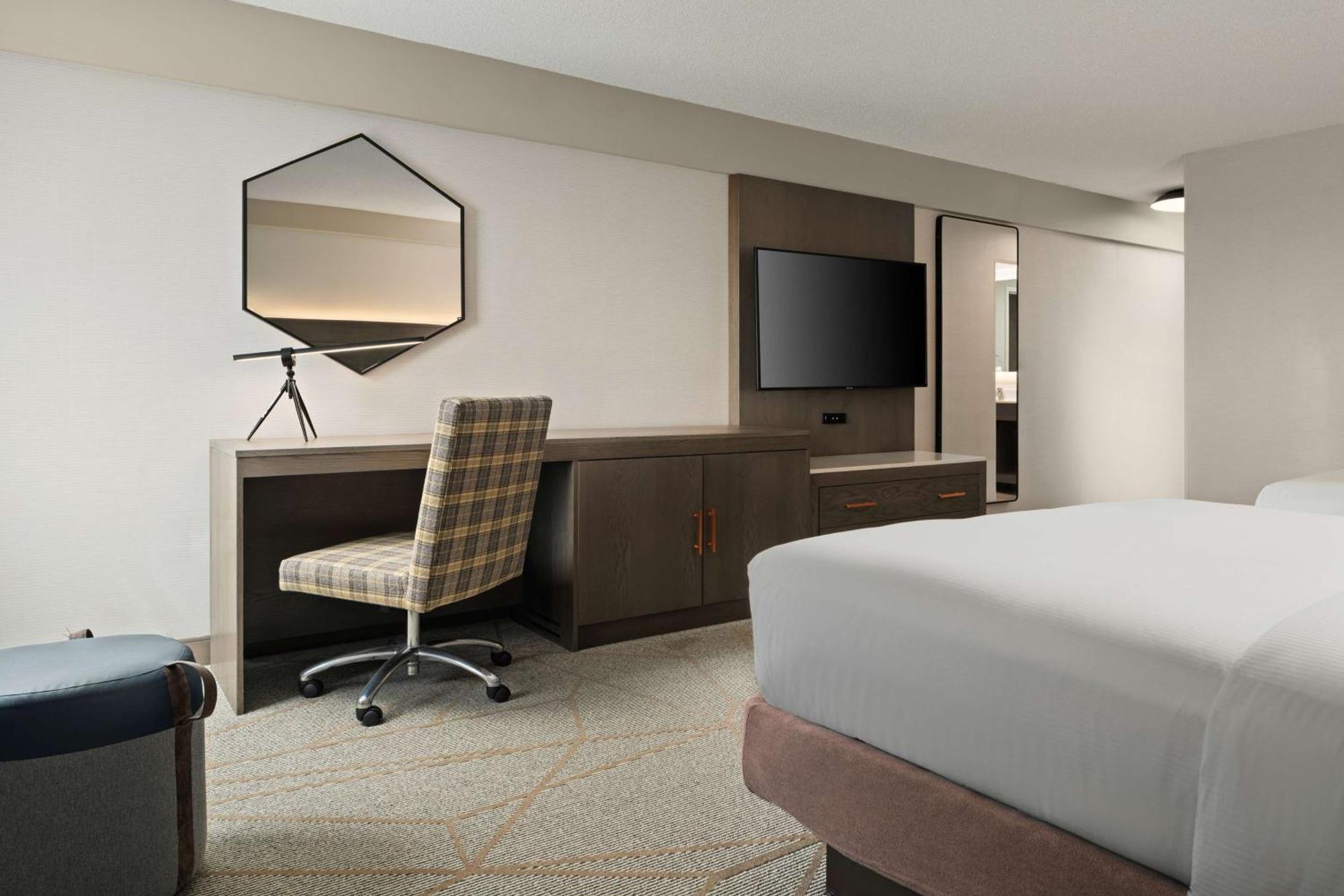 ดับเบิลทรี บาย ฮิลตัน พิตส์เบิร์ก แอร์พอร์ต Hotel Moon Township ภายนอก รูปภาพ